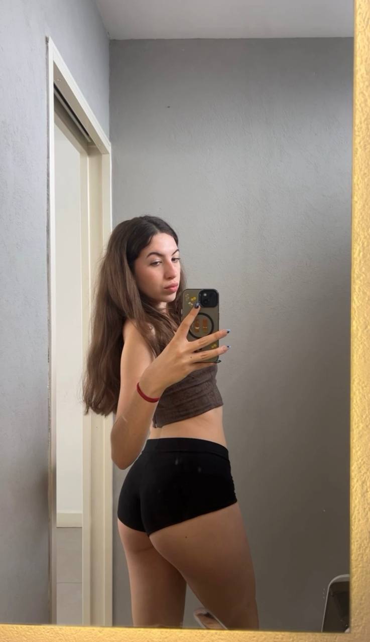 Amber in her underwear in Quebec