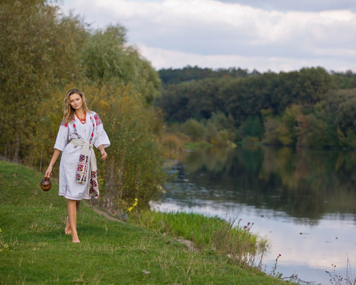 Nude girl Slavic women in Quebec