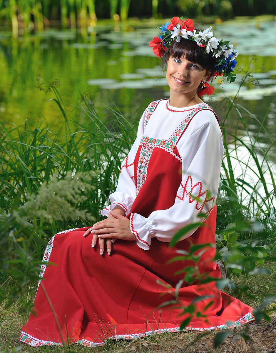 Beautiful girl Girls in Slavic costumes in Quebec
